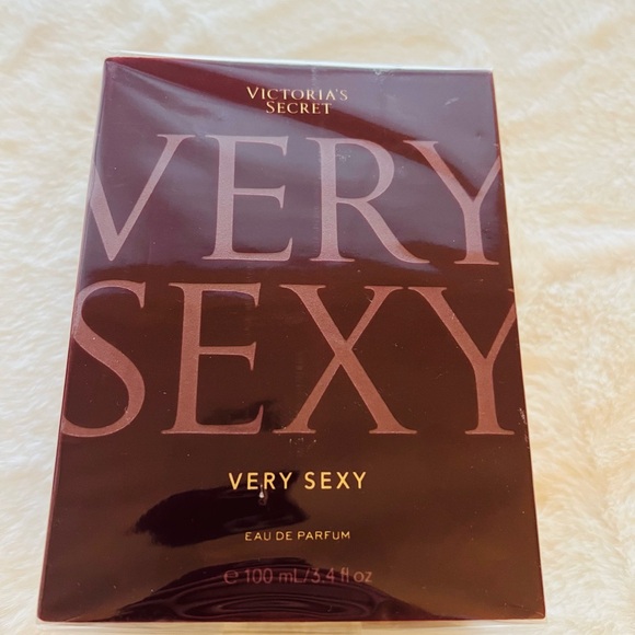 Very Sexy Eau De Perfum by Victoria’s Secret - Picture 4 of 4